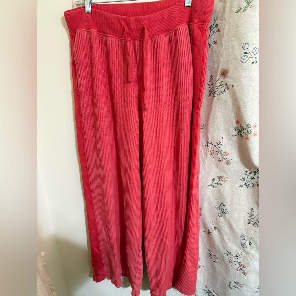 Aerie Ribbed Wide-Leg Sweatpants in bright red
